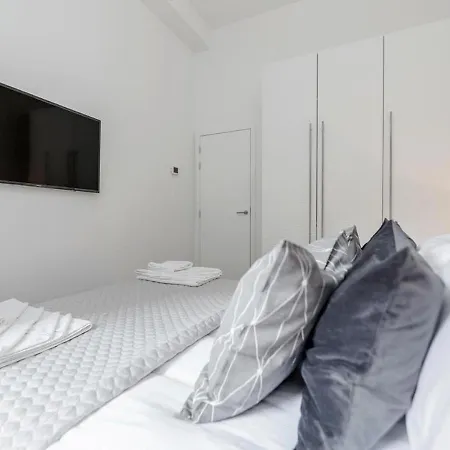 White Piccadilly Apartment London Exterior photo